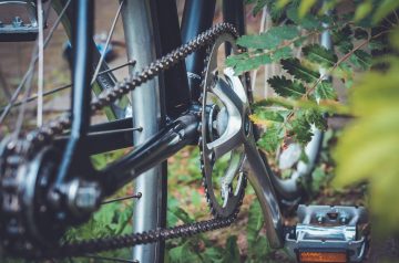 Transmisión de una bicicleta para mostrar la cadencia
